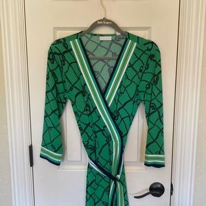 NY&Co Green Knotted Dress